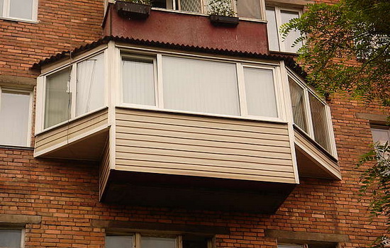 Балкон с выносом. Простой способ увеличить пространство