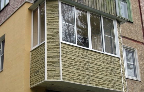 Наружняя отделка балкона искусственным камнем